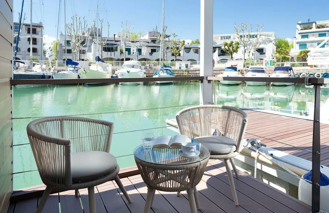 Portoverde Luxury Houseboat-1
